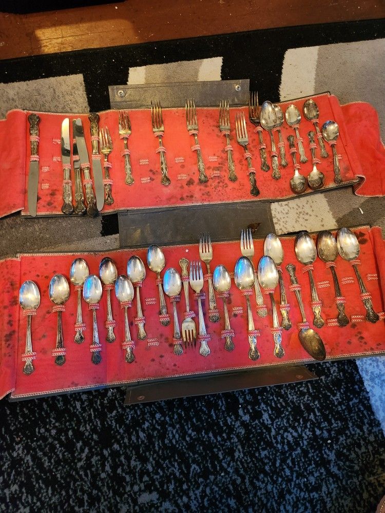William Roger's  32 Piece Silver Set