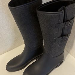 Woman’s Clark Rubber Rain Boots 