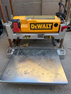 DeWalt Thickness Planer