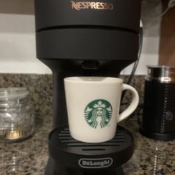NESPRESSO DeLonghi