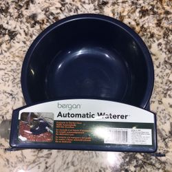 Pet Automatic Waterer - NEW 