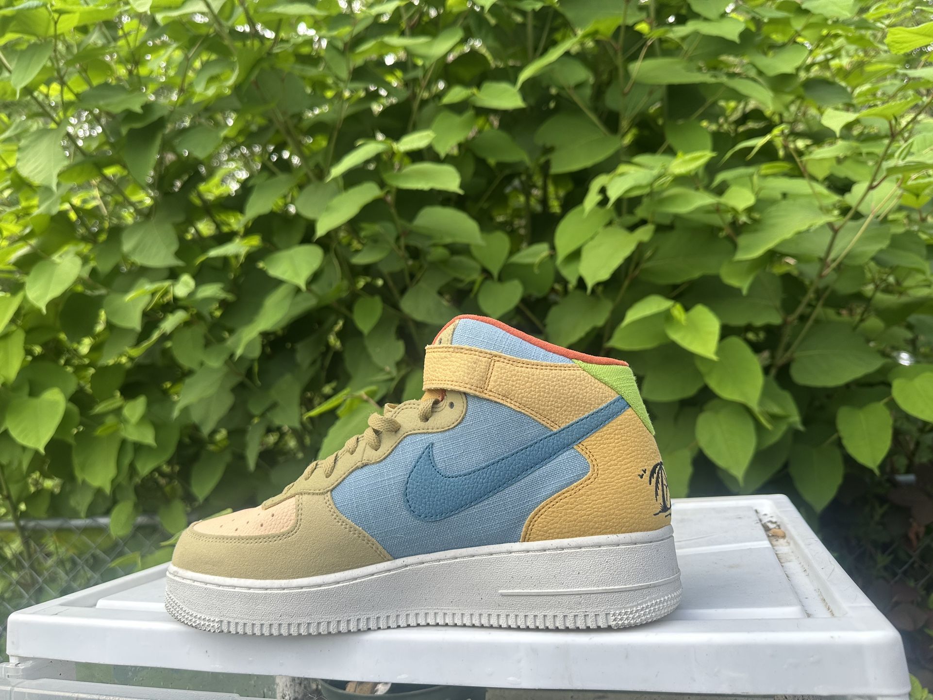 Variety of offical nike and jordans