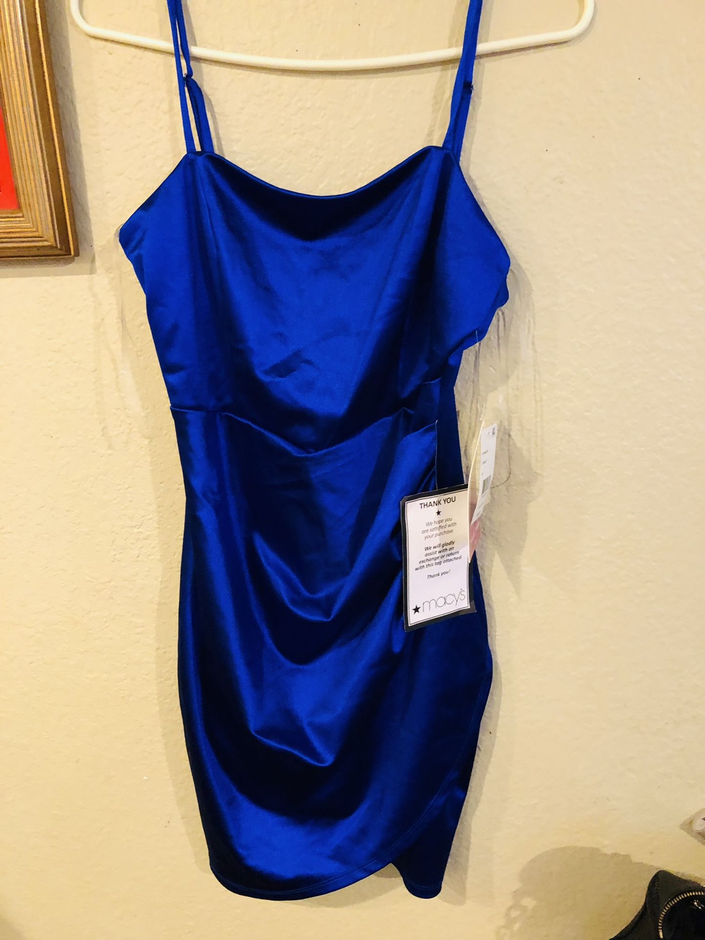 New Women’s Dress M