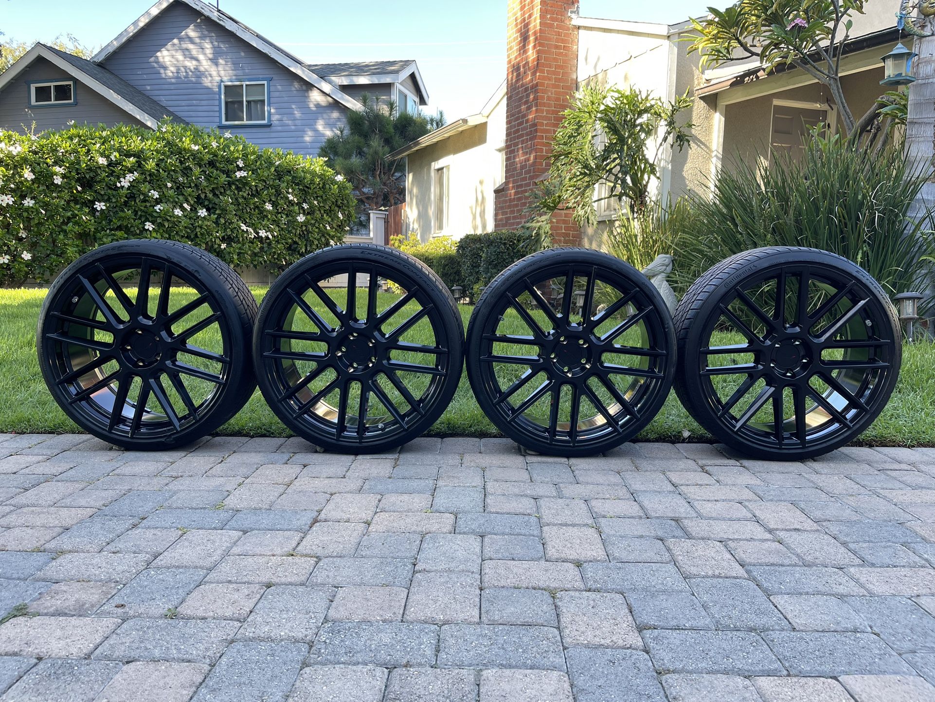 5 lug nut rims / rines de 5 birlos (5x112)