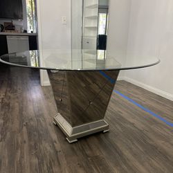 Round Glass/Mirror Dining Table 