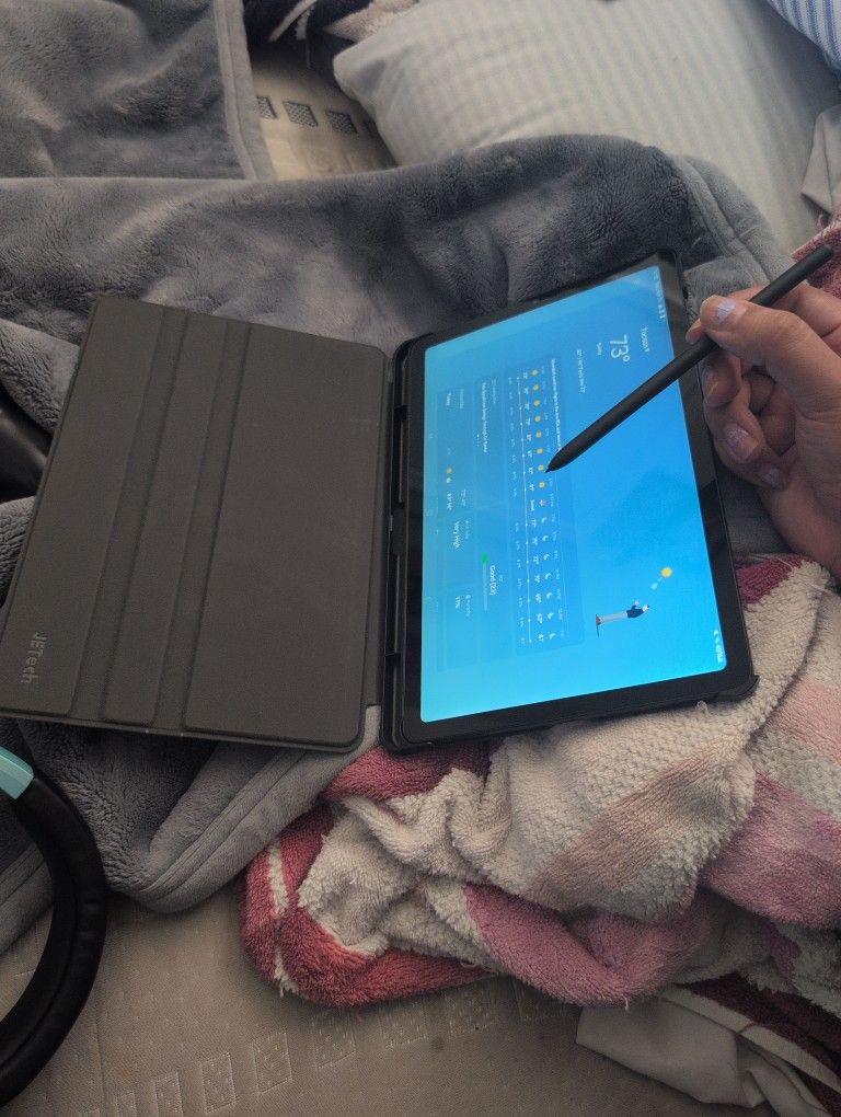 Galaxy Tab S6 With Stylus And Case