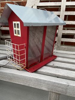 Bird House Feeder 