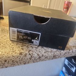 Jordan 4 Retro 11c