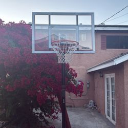 Used basketball Hoop