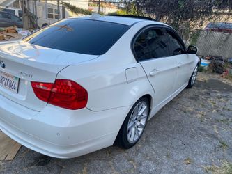 BMW 328i