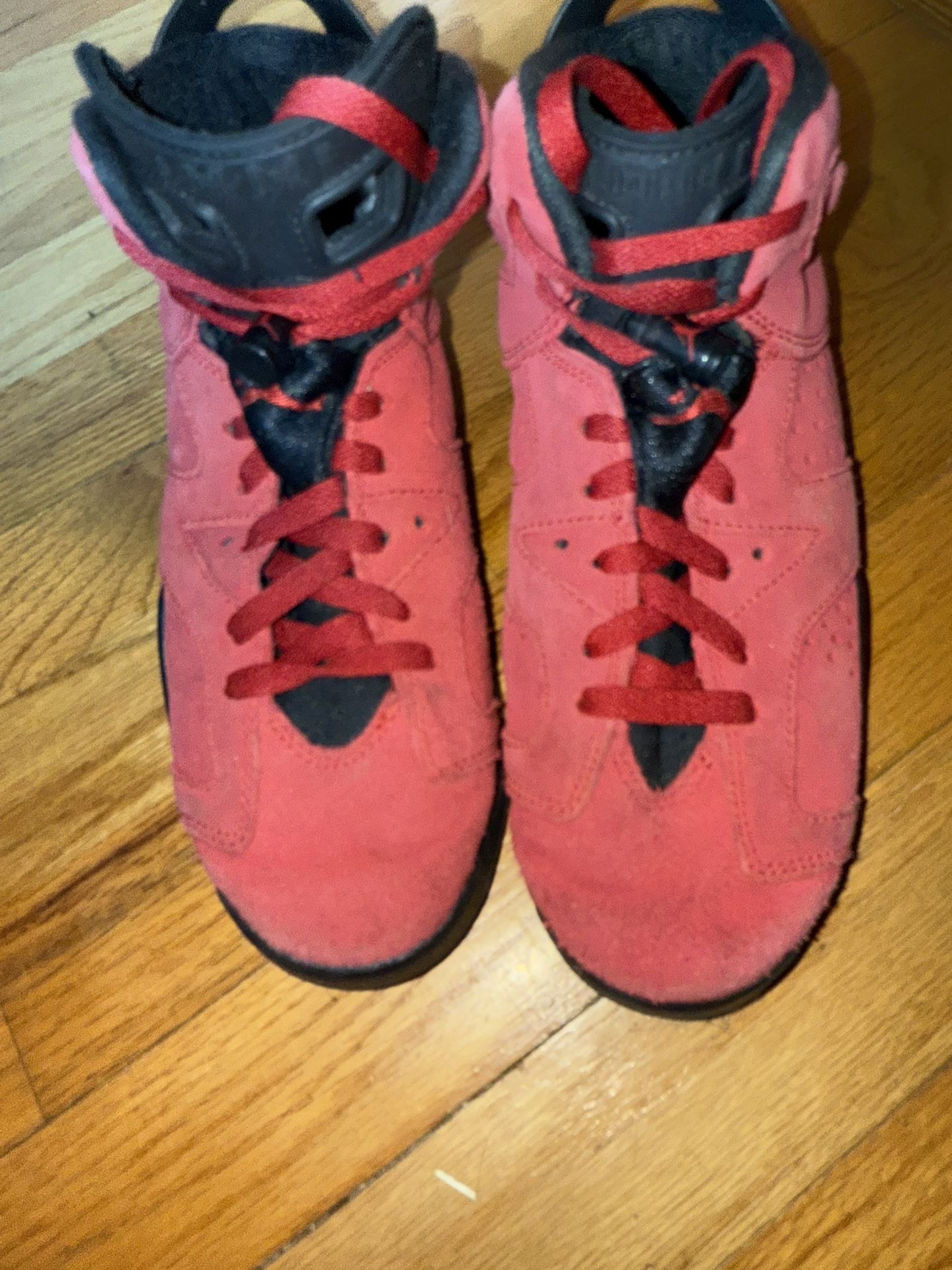 Nike Jordans Men’s Youth Size 7