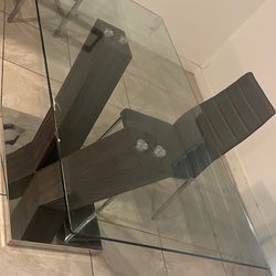 Dining Room Table 