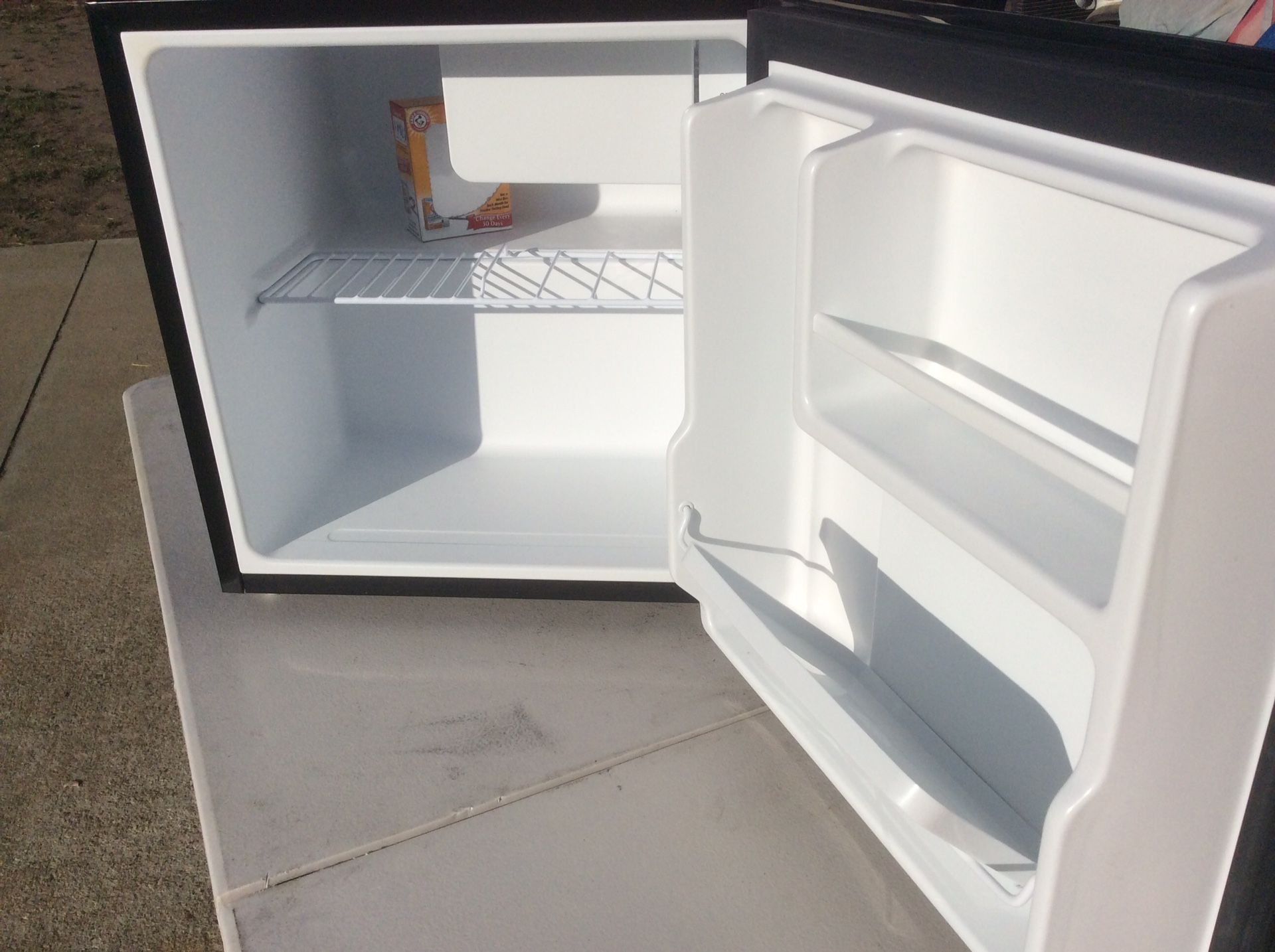 Small compact refrigerator for travel trailer or apartment