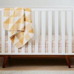 West Elm Crib Includes Newton Mattress 