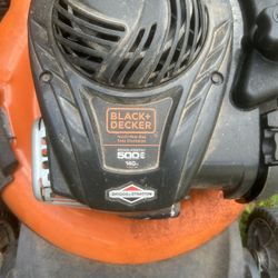 Black & Decker / Briggs & Stratton 500E Series 140cc Lawn Mower – Used