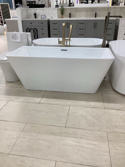 59” acrylic freestanding tub, glossy white, modern design, available for pick up