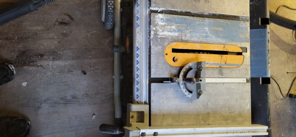 Ryobi Table Saw Powerful 15 Amp All Fence Systems AN Extension Wing Also Has Fildable Wheel Stand