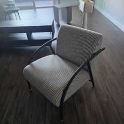 Ersa Lounge Chair 
