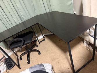 Computer table