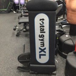 Total Gym XL W/accessories 