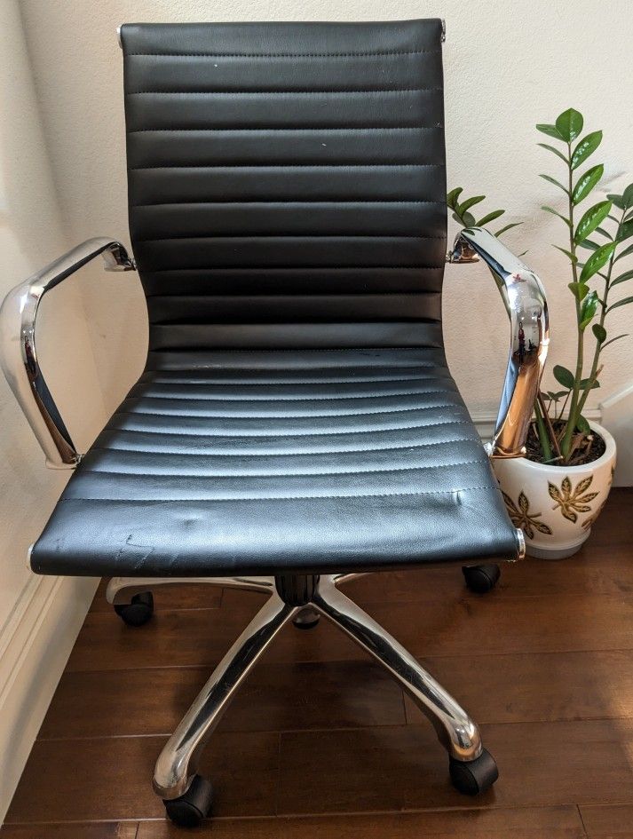 Leather Office Chairs 