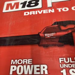 Milwaukee M18 Fuel Leaf Blower