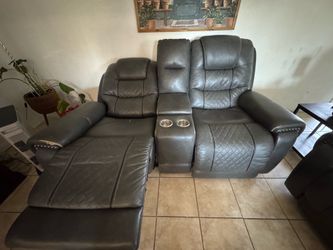 Power Reclining Sofas