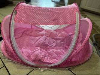 Mosquito protector baby girl