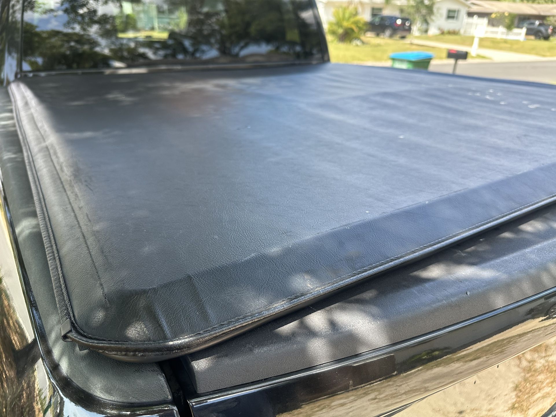 Rapid roll Tonneau Truck Bed Cover 69”