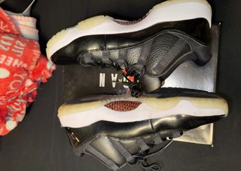 Jordan 11s 72-10s 