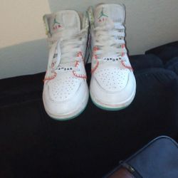 Size 7 Jordan Dunks $75