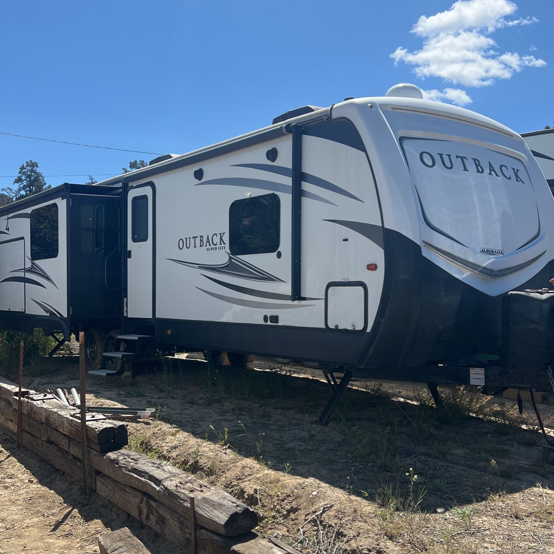 2018 Outback Keystone  Outback 38 foot