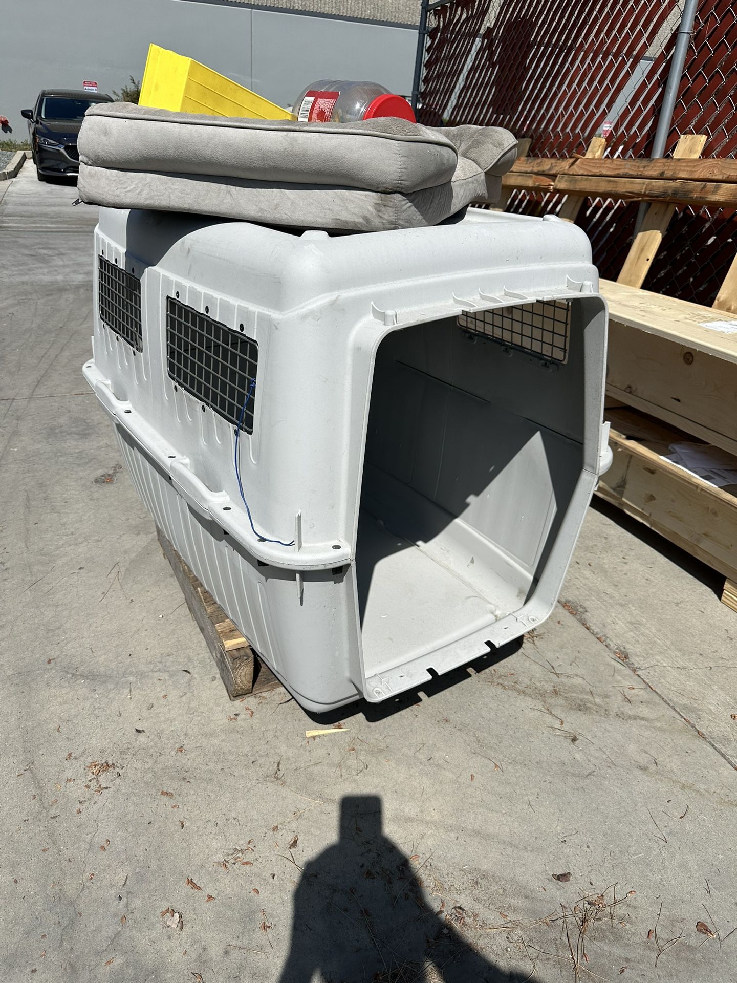 Large Dog Kennel