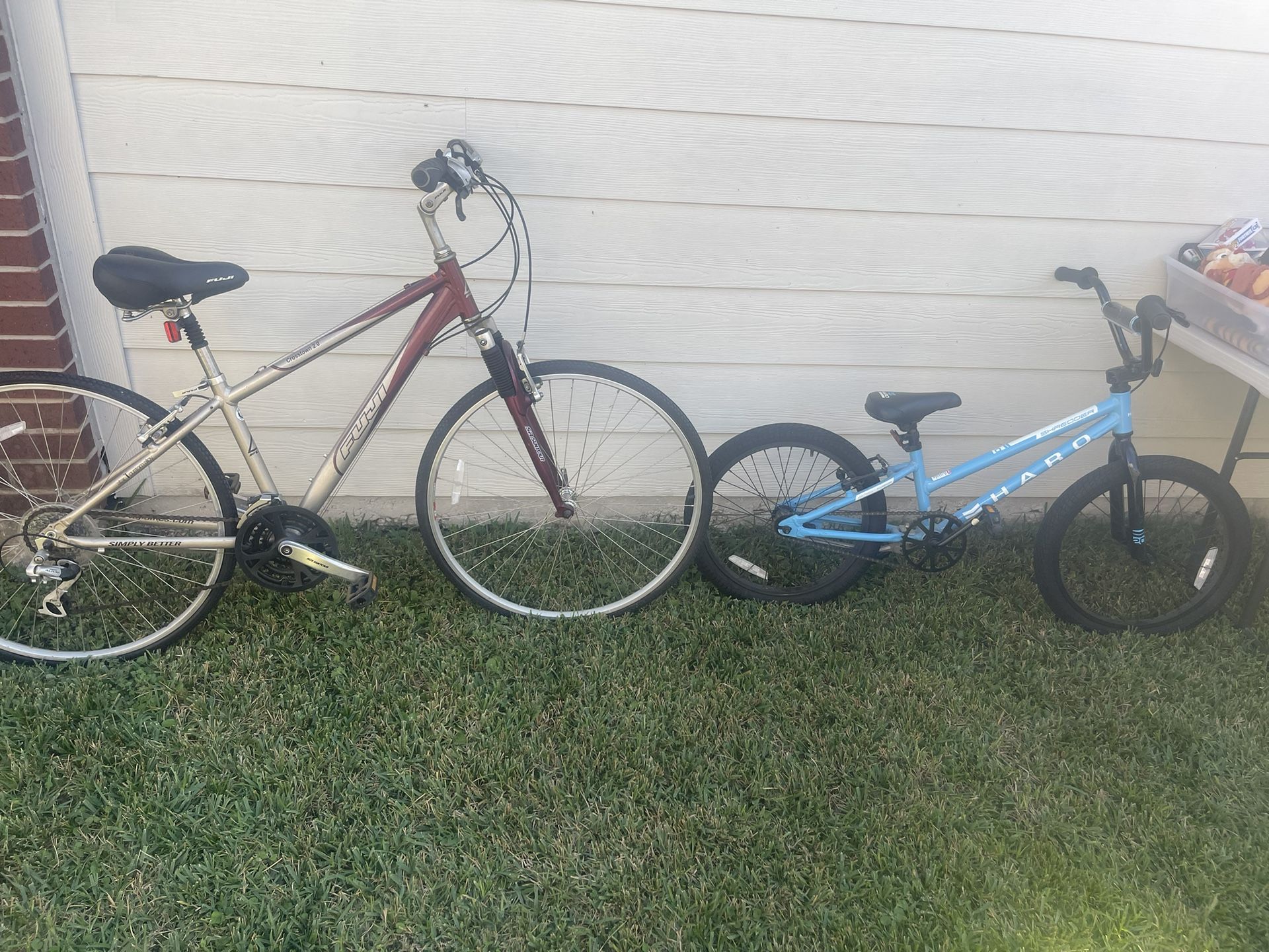 Bicycles ~ Fuji ~ Giant ~ Specialized ~ Haro ~ Bikes