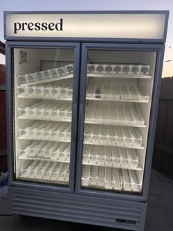 True commercial refrigerator beverage