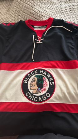 Blackhawks Hockey Jersey Medium