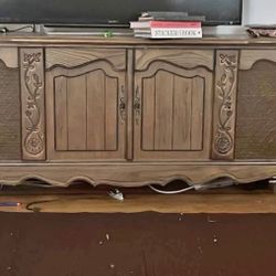 Record Player /tv Stand/bar Table 