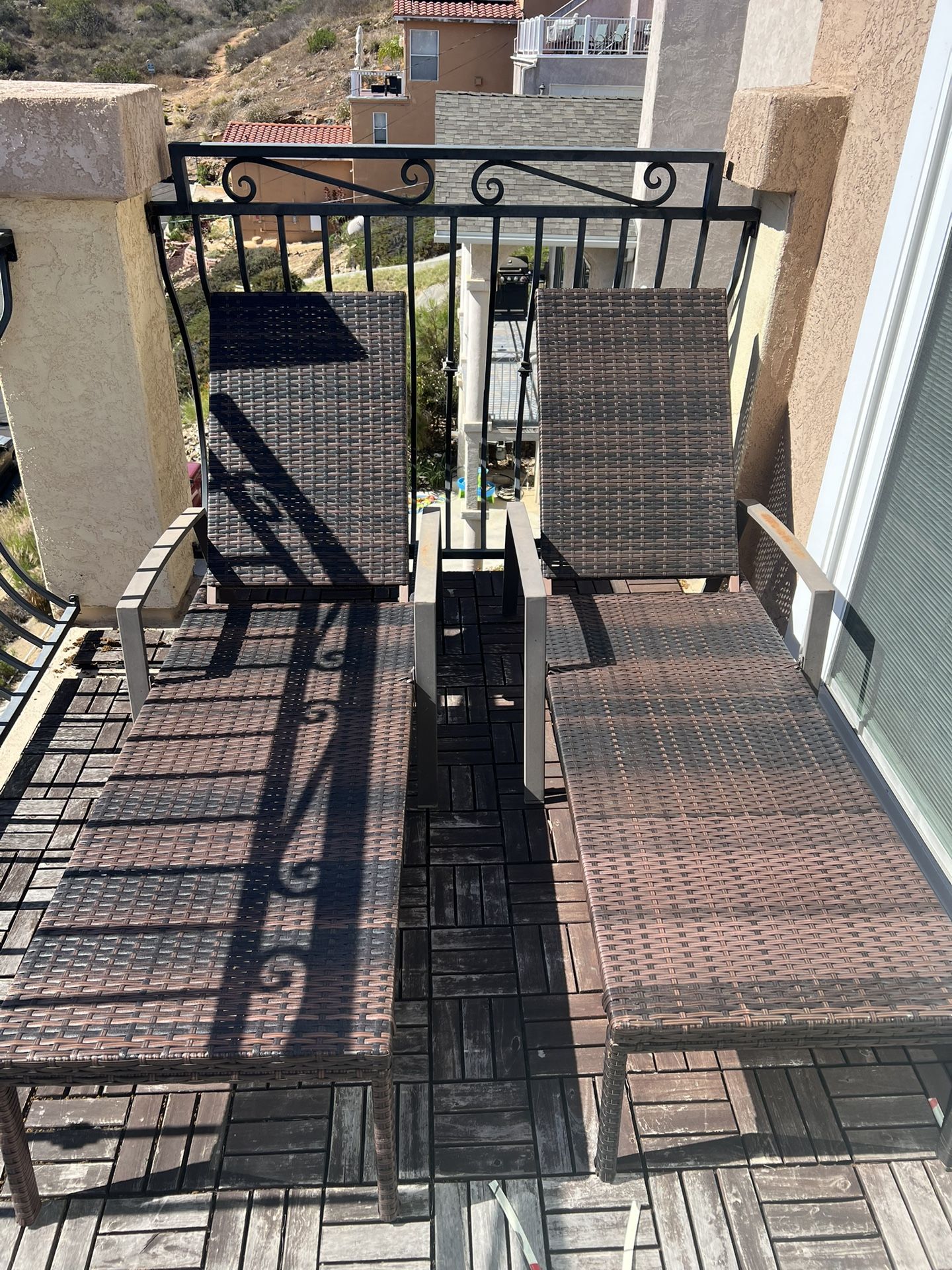 Pool Lounge Chairs