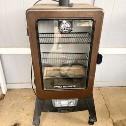 Pit Boss Pro Series Smoker