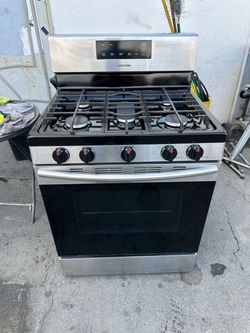 Samsung 30” stainless steel 5 burner Gas stove with oven LIKE NEW