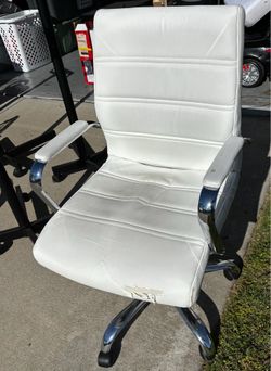 Rolling Office Chair - White