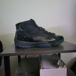 Jordan 11 Cap And Gown