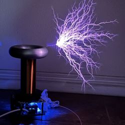 Tesla Coil That Connects To Guitar