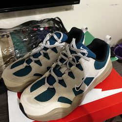 Nike Tech Hera 