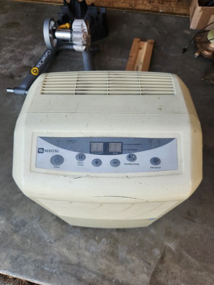 Free Dehumidifier - Works!