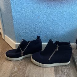 Steve Maden Navy Blue Heel-Boots Size 4