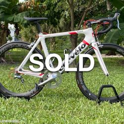 IMMACULATE CERVELO S2 FULL CARBON 56cm COMPETITION BIKE. 