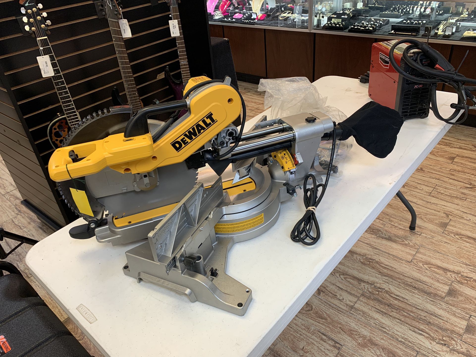 DeWalt Miter Saw