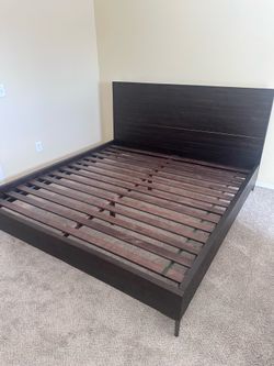 Crate & Barrel Wyeth Bed Dark Carbon Platform Bed King
