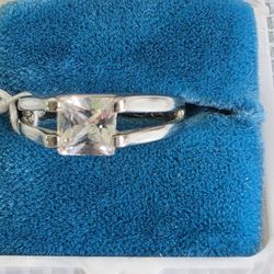 Sterling Silver  Size 7